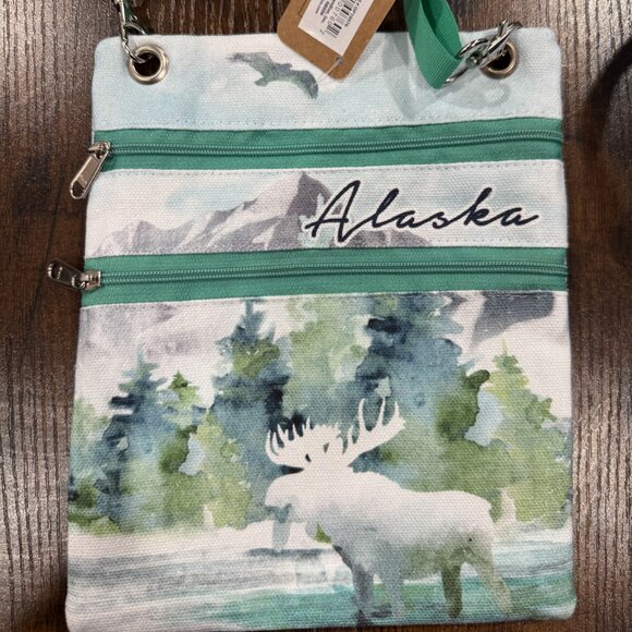 Alaska Outpost Moose Crossbody Shoulder Messenger Bag Travel ALASKA NWT - Picture 1 of 3